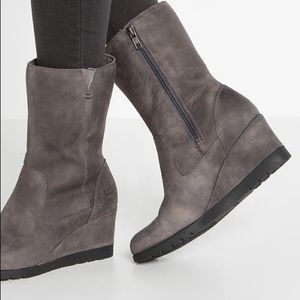 UGG Joely Wedge Boot